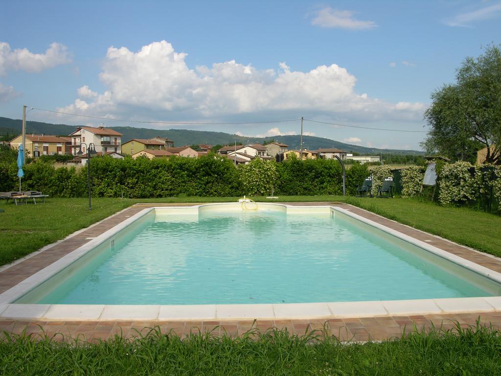 Appartamento Vacanze Magnolia E Glicine Tuoro sul Trasimeno Exterior foto