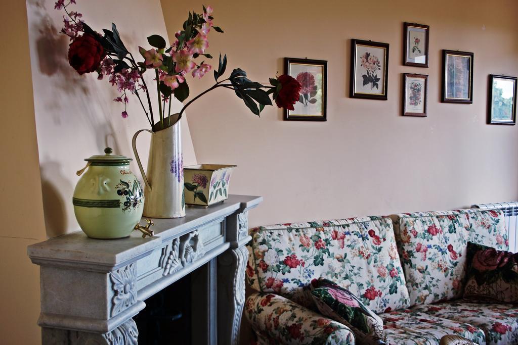 Appartamento Vacanze Magnolia E Glicine Tuoro sul Trasimeno Exterior foto