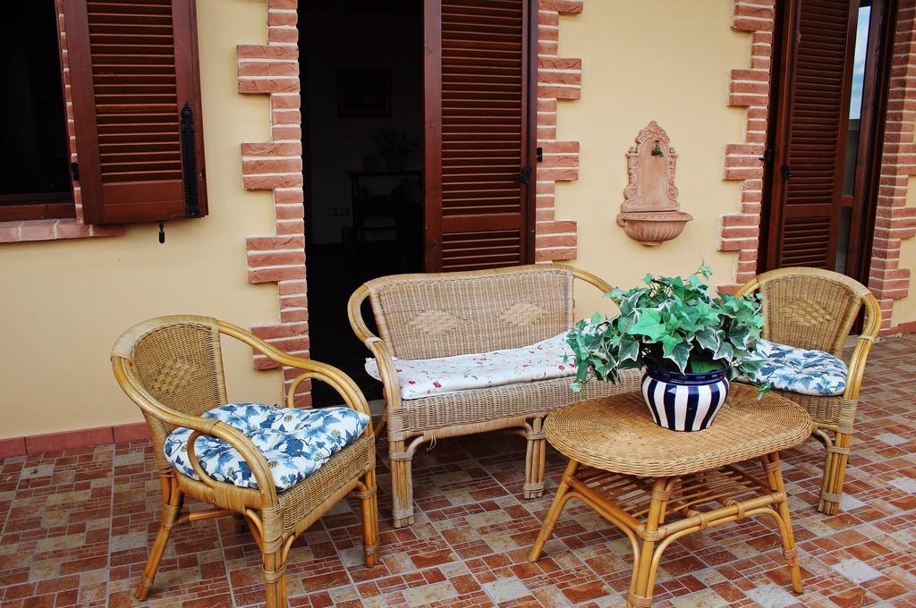 Appartamento Vacanze Magnolia E Glicine Tuoro sul Trasimeno Exterior foto