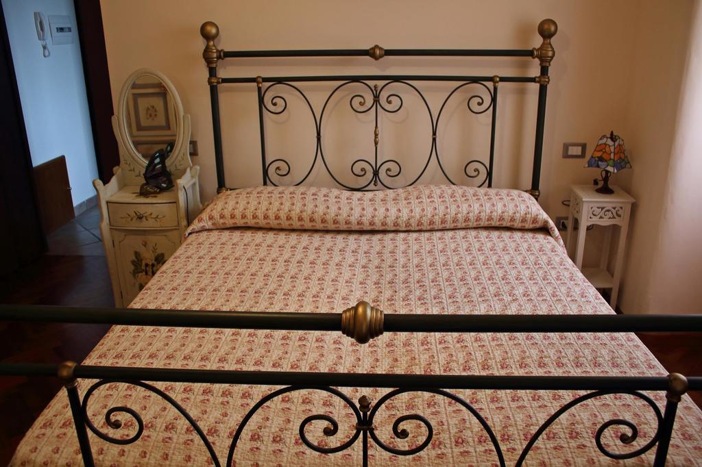 Appartamento Vacanze Magnolia E Glicine Tuoro sul Trasimeno Exterior foto